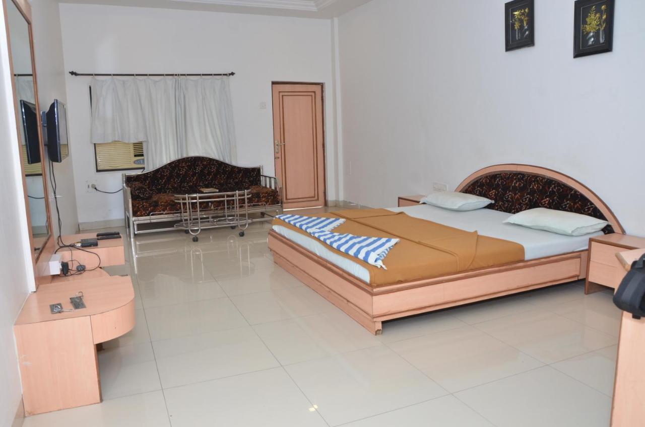 Golden Resort And Farm Нашик Екстериор снимка
